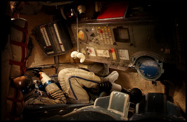 cosmonaute_ourson2_640.jpg