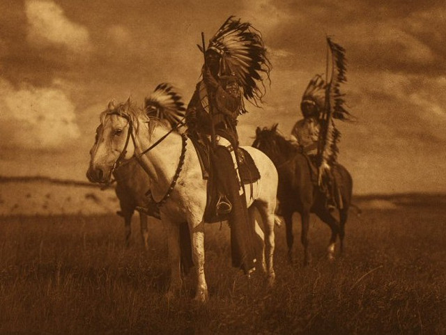 © Edward S. Curtis - Sioux Chiefs